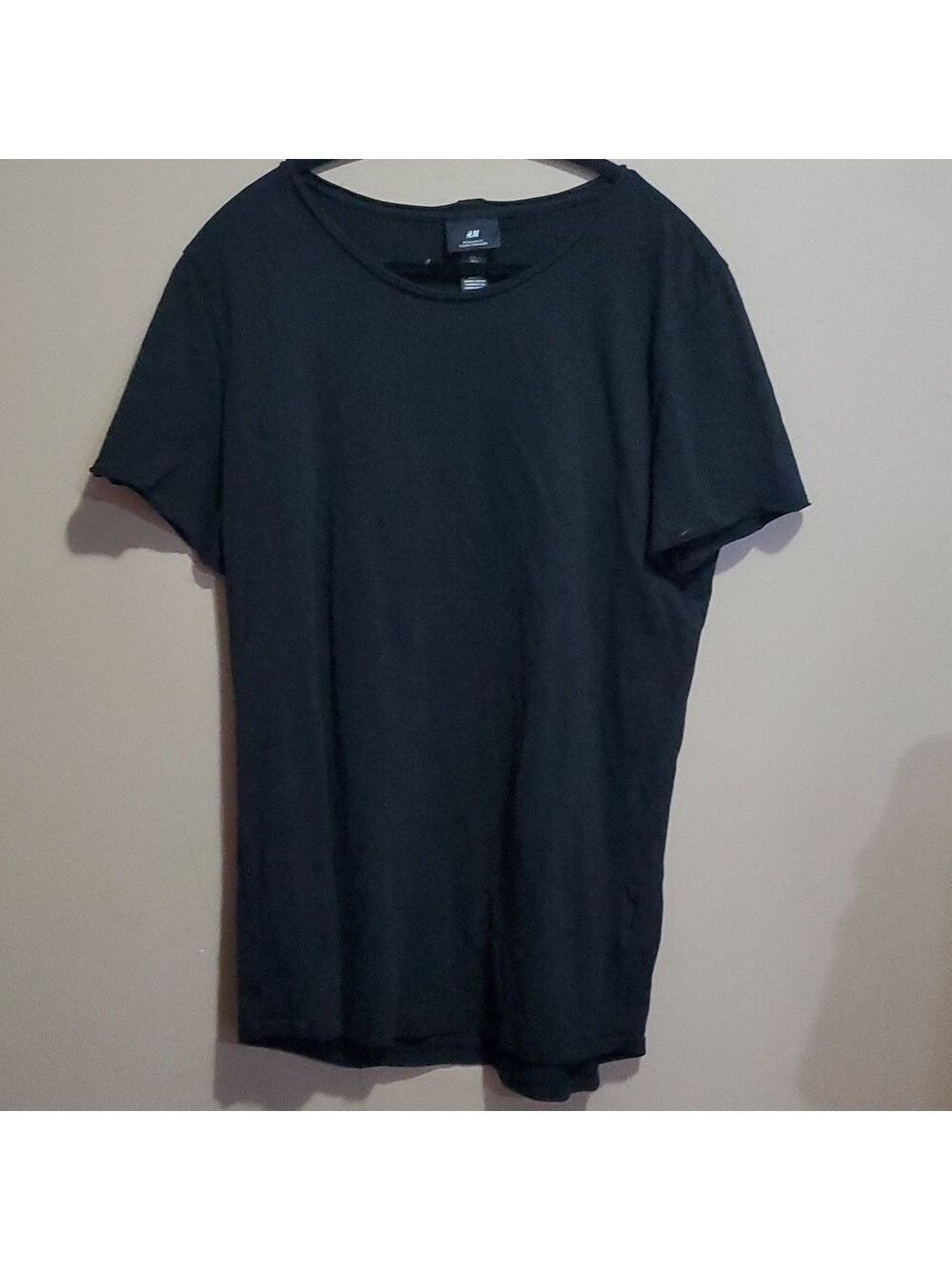 H&M tshirt size large